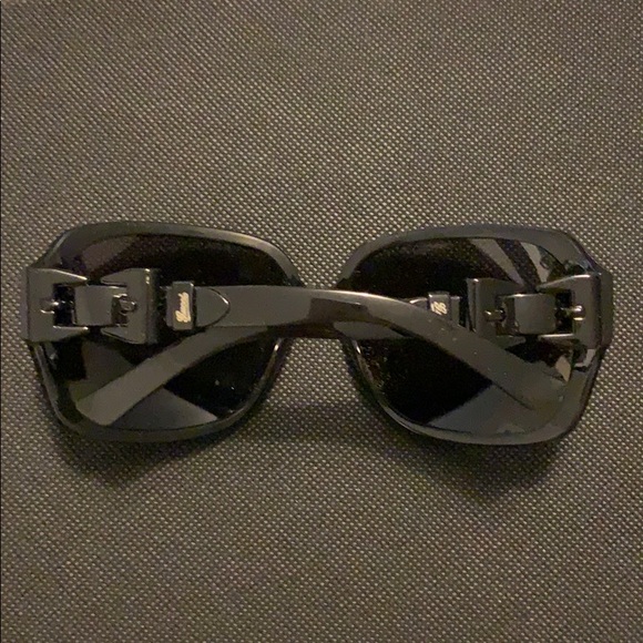 GUCCI black sunglasses